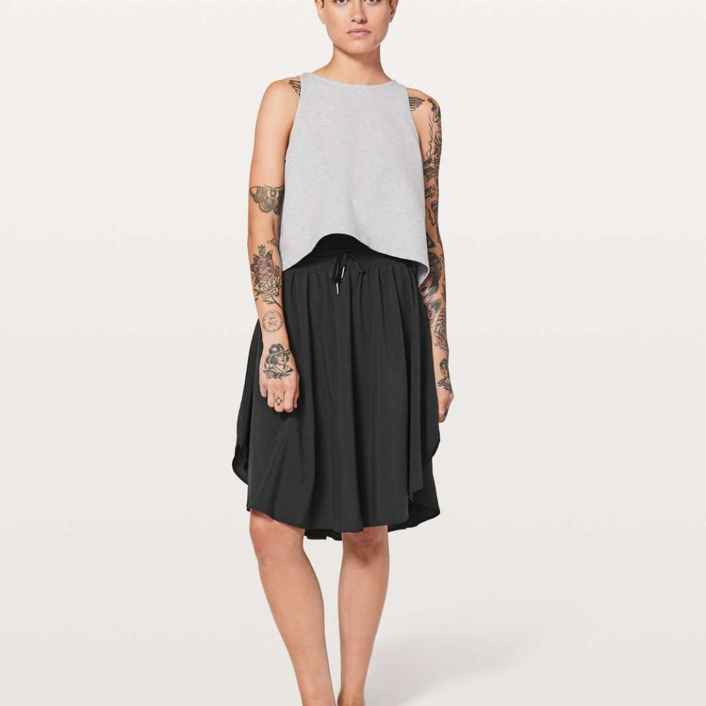 Lululemon The Everyday Skirt Sz 8 NWT